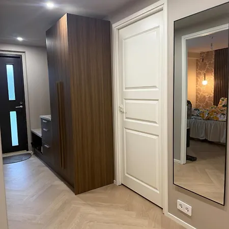 アパート Townhouse 3 Rooms, Kitchen And Sauna ポリ