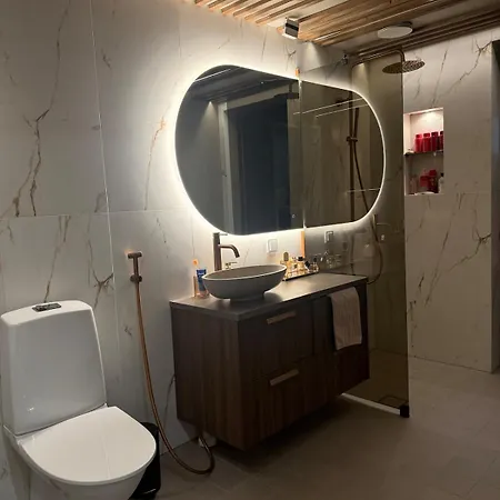 Townhouse 3 Rooms, Kitchen And Sauna ポリ